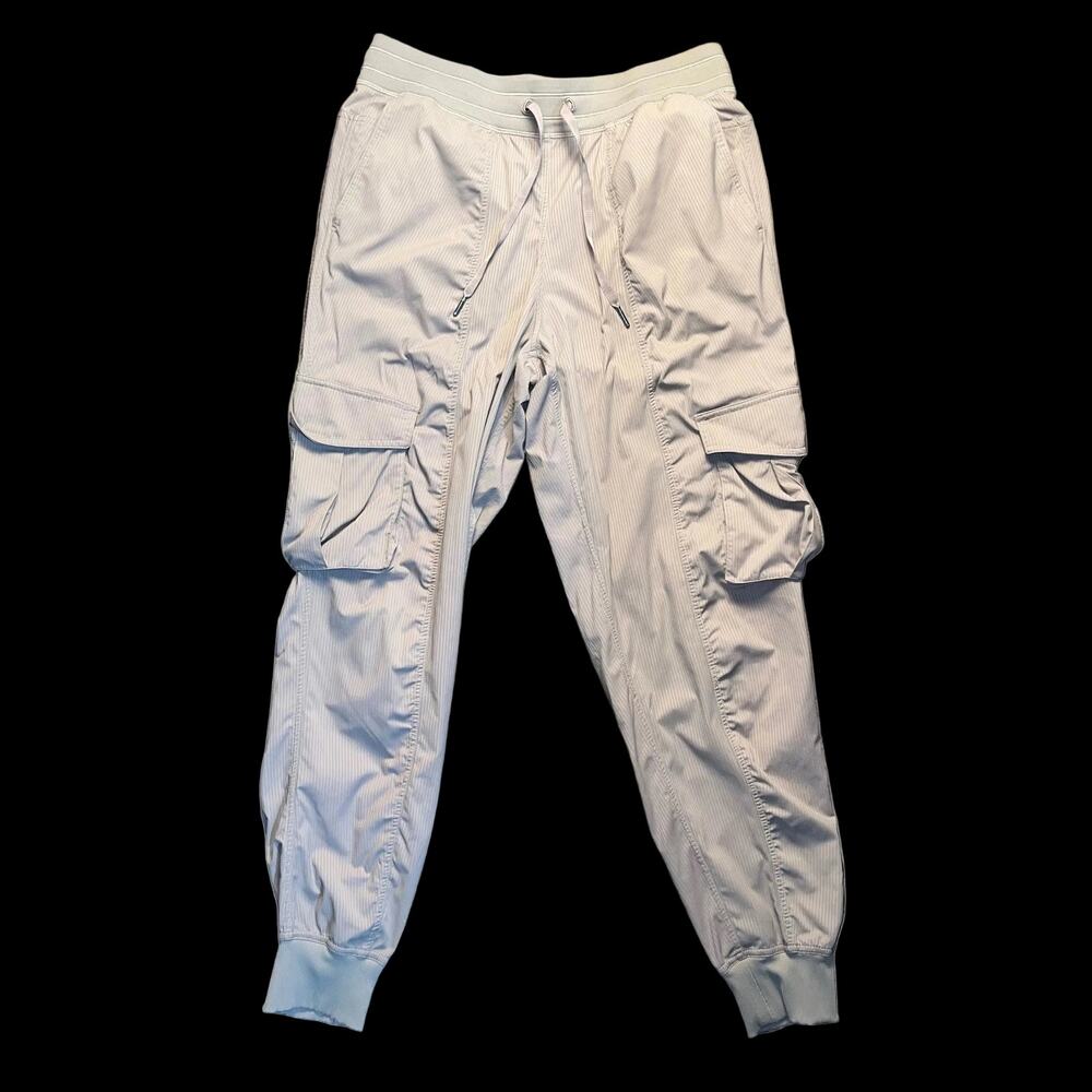 Lululemon Medium Dance Studio Relaxed-Fit Mid-Rise Cargo Jogger Tan Size M